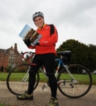 Alan Whittaker kerékpáros útja Chorley-ból Székesfehérvárra