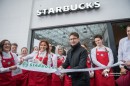 starbucks_megnyito-6.jpg