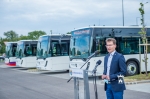 Új csuklós buszok átadása