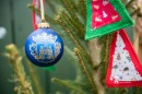 Közös karácsonyfa díszítés a Rácz utcában
