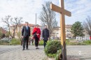 Katyn_emlekkereszt_koszoruzas-0045.jpg