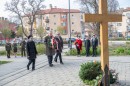 Katyn_emlekkereszt_koszoruzas-0066.jpg