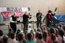 Muzsikás együttes a Vörösmartyban 0015.jpg
