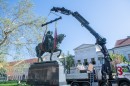 Szt_Istvan_szobor_leemelese-0035.jpg