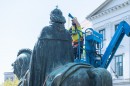 Szt_Istvan_szobor_leemelese-0206.jpg