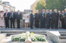 Tiszteletadas_szarkofagnal-0023.JPG