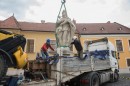 Bazilika_Istvan_Imre szobor_eltavolitasa-0252.jpg